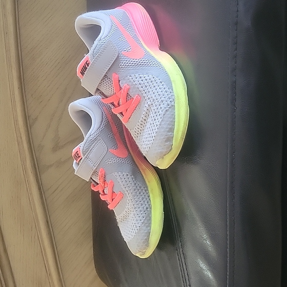 Girls Nike Shoes
